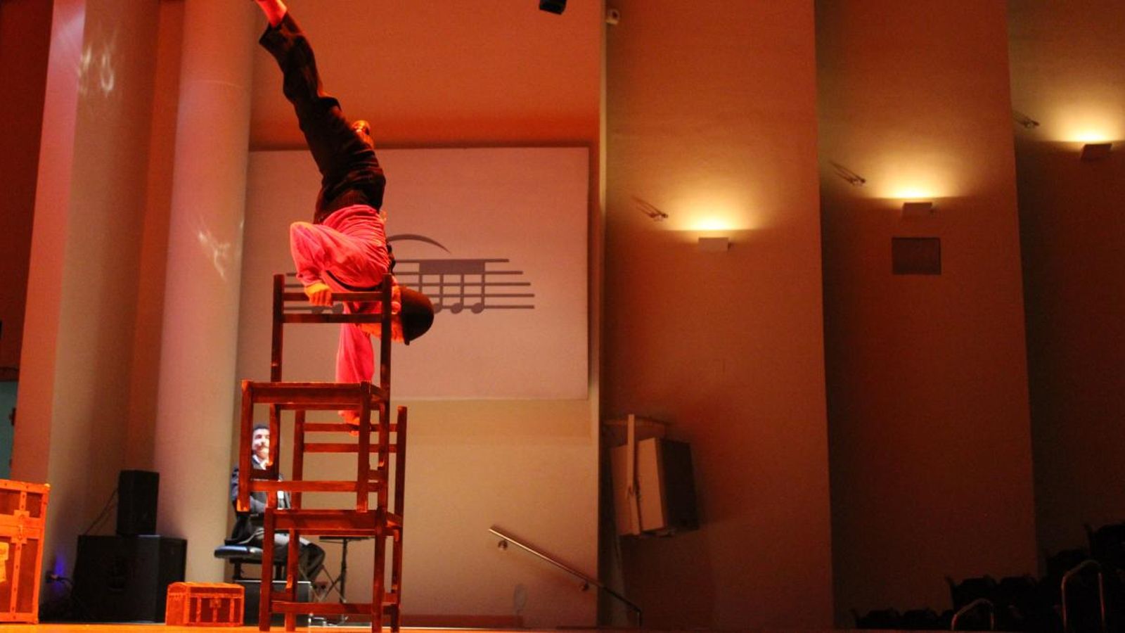 Un dels espectacles d'una edició anterior del festival Mostra Viva del Mediterrani