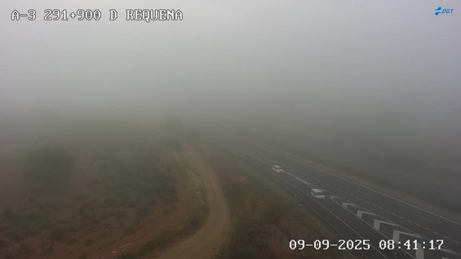 Bancs de boira molt densos dificulten la visibilitat este matí a Requena