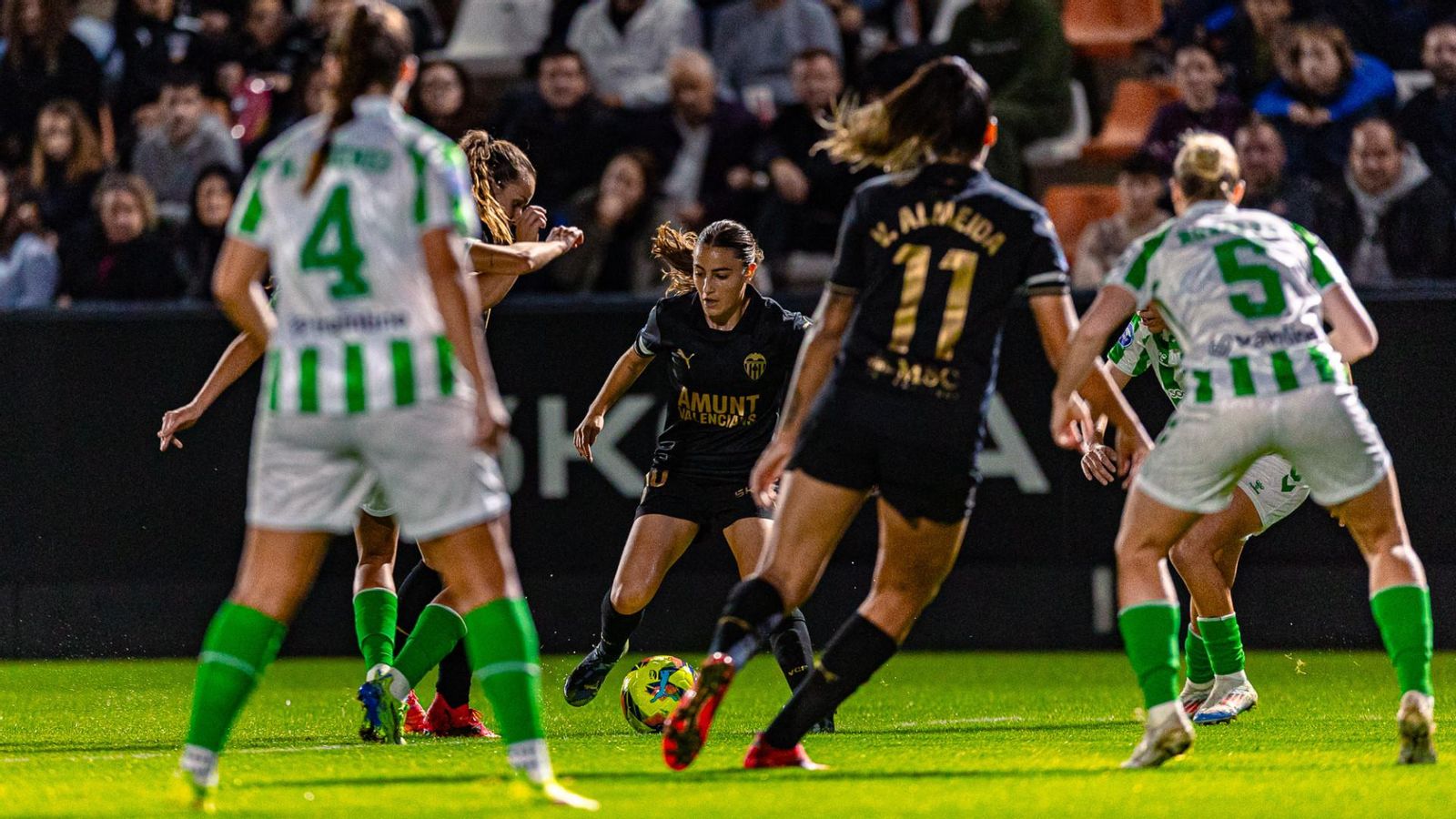 Ainhoa i Almeida, en una acció del duel