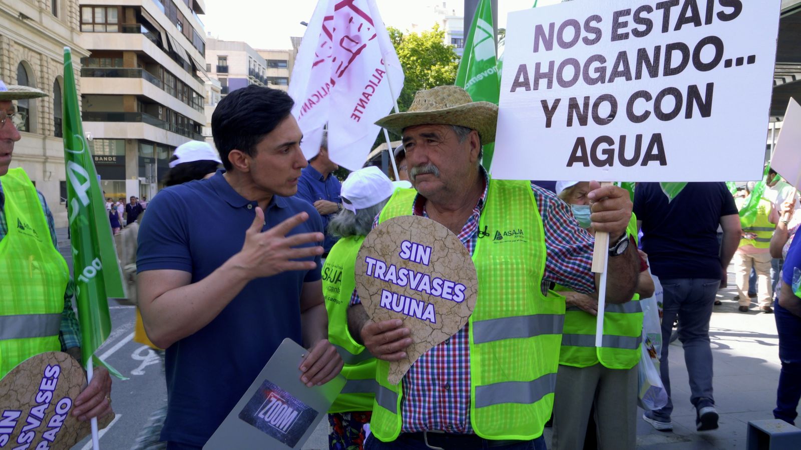 Zoom | Lluita per l'aigua