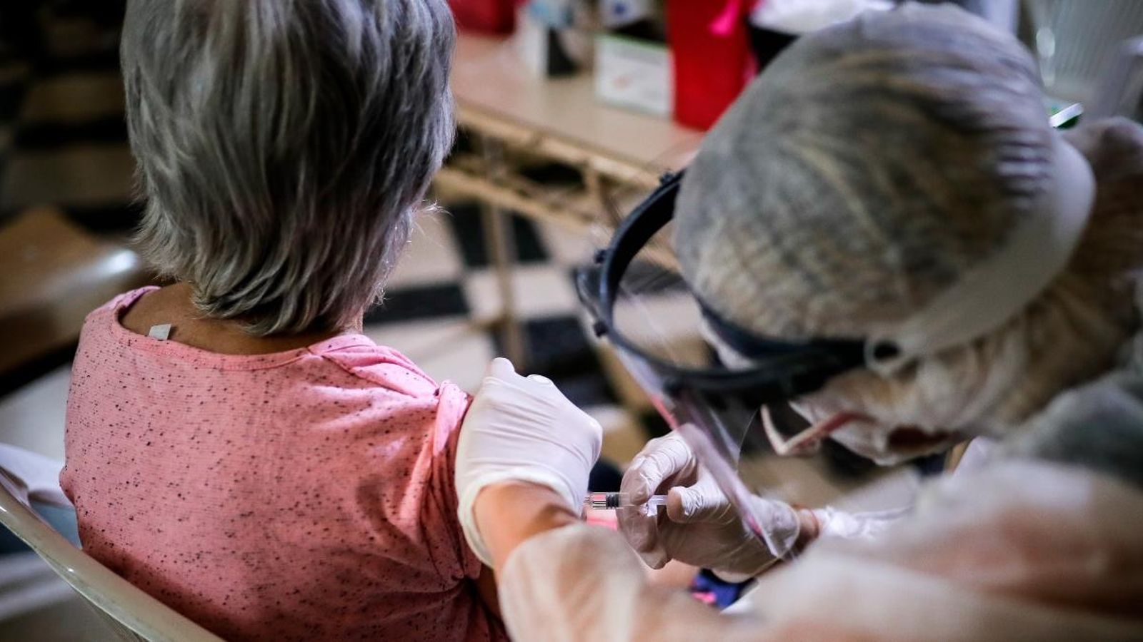 L'OMS recomana vacunar-se de la grip per lluitar millor contra el coronavirus