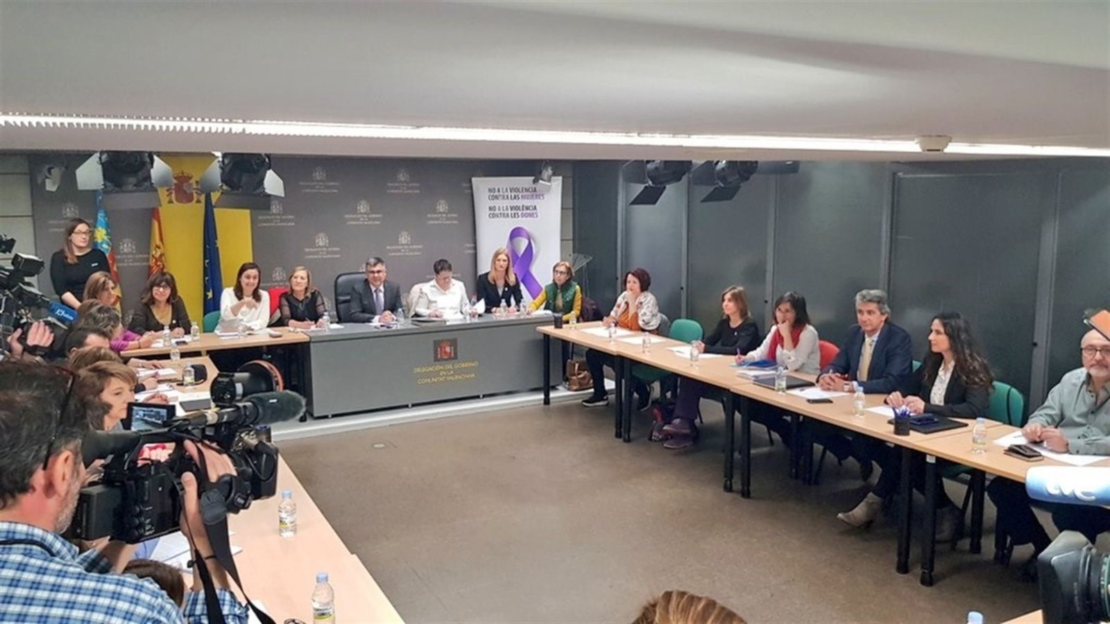 Torna a l’activitat el grup de treball valencià contra la violència sobre la dona