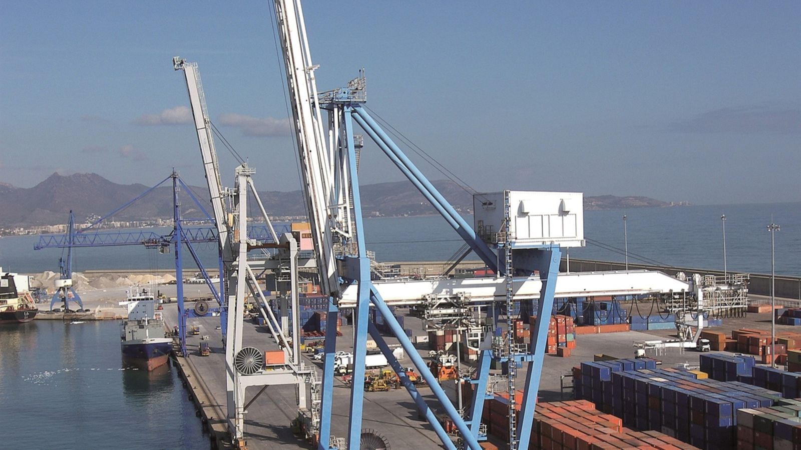 El Port de Castelló creix al desembre un 55% en tràfic de mercaderies respecte al mateix període del 2017