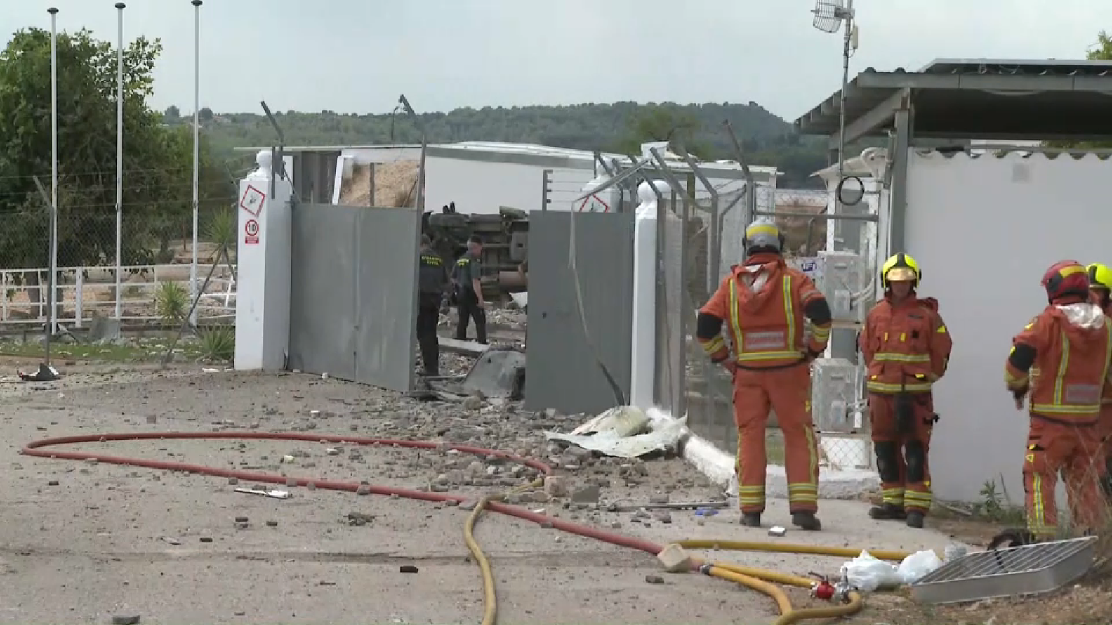 Imatge dels efectes de l'explosió en una de les casetes de Pirotecnia del Mediterráneo