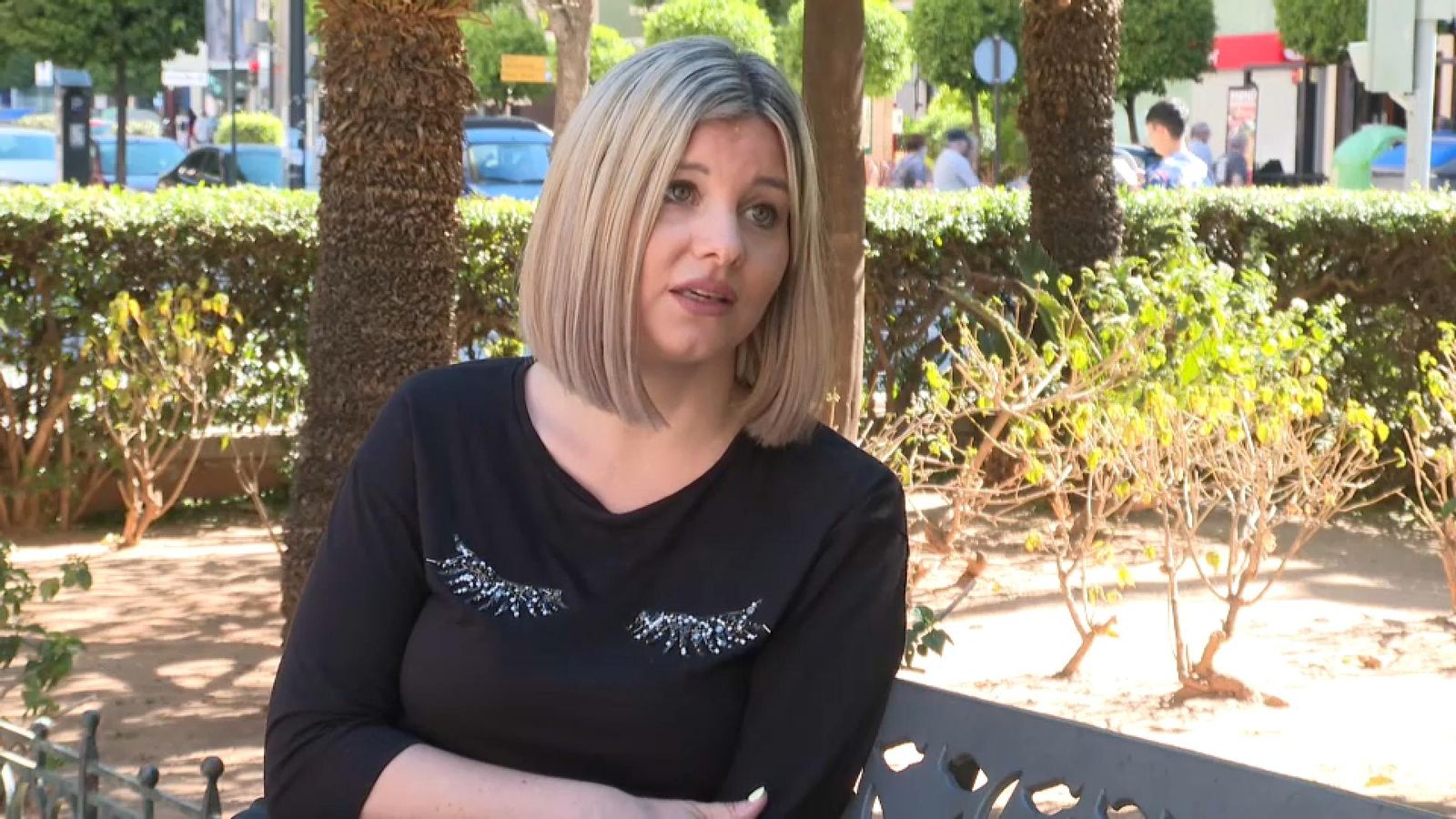 Marta, la cunyada d'Adrián, explica a À Punt l'angoixant situació que travessa la família