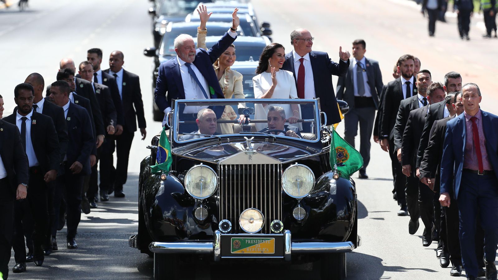 El president electe, Luiz Inácio Lula da Silva, al costat de la primera dama, Rosángela da Silva