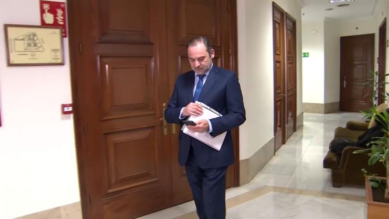 El Suprem rebutja que Ábalos renuncie al seu advocat per frau de llei i manté la cita amb revisió de cautelars