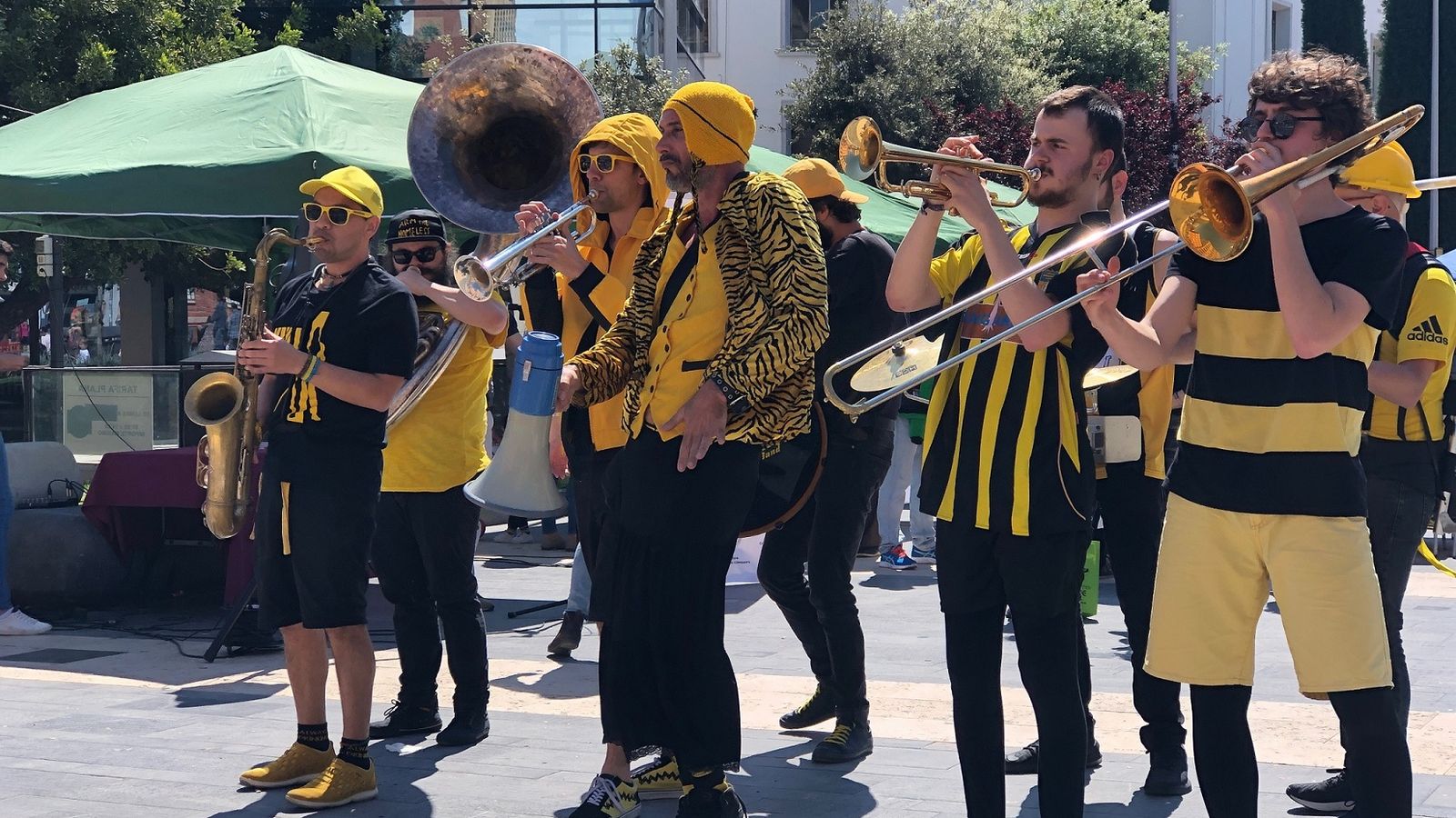 El IV Festival de Teatre, Animació i Música, FES TAM, omplin d\'animació els carres d\'Almassora