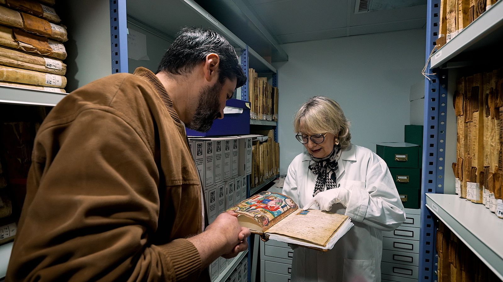 Vicent Baydal als arxius del Museu de la Seda de València