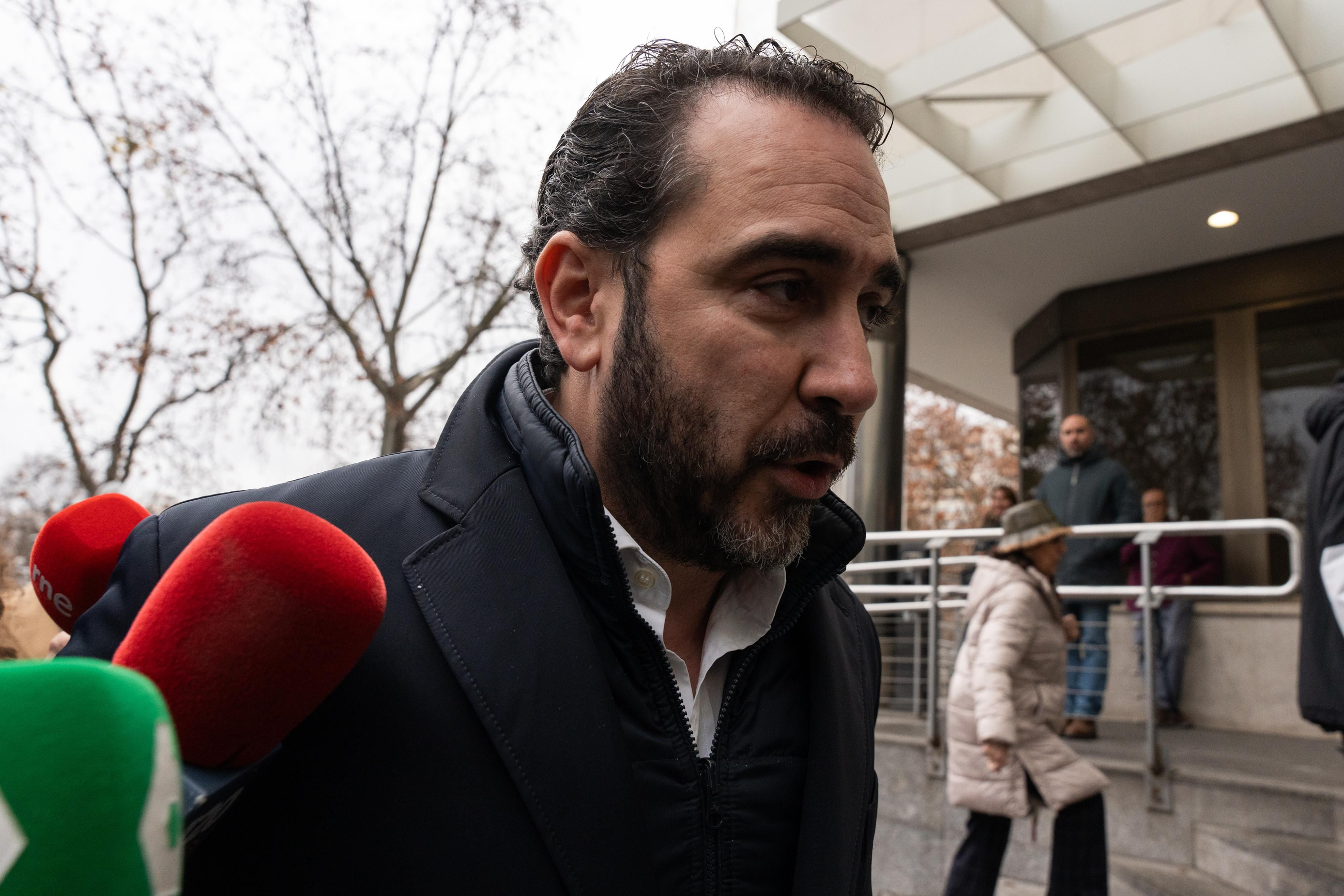 Víctor de Aldama arriba als jutjats de la plaça de Castilla de Madrid a principis d'any Víctor de Aldama, arribant als jutjats de la plaça de Castilla de Madrid a principis d'any