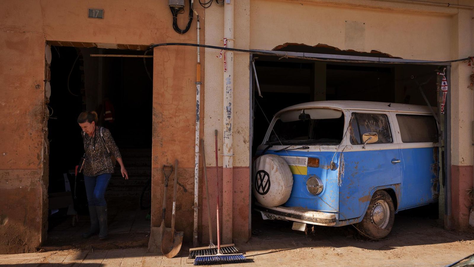 El carrer Sant Jordi de Paiporta este dimecres, 20 de novembre