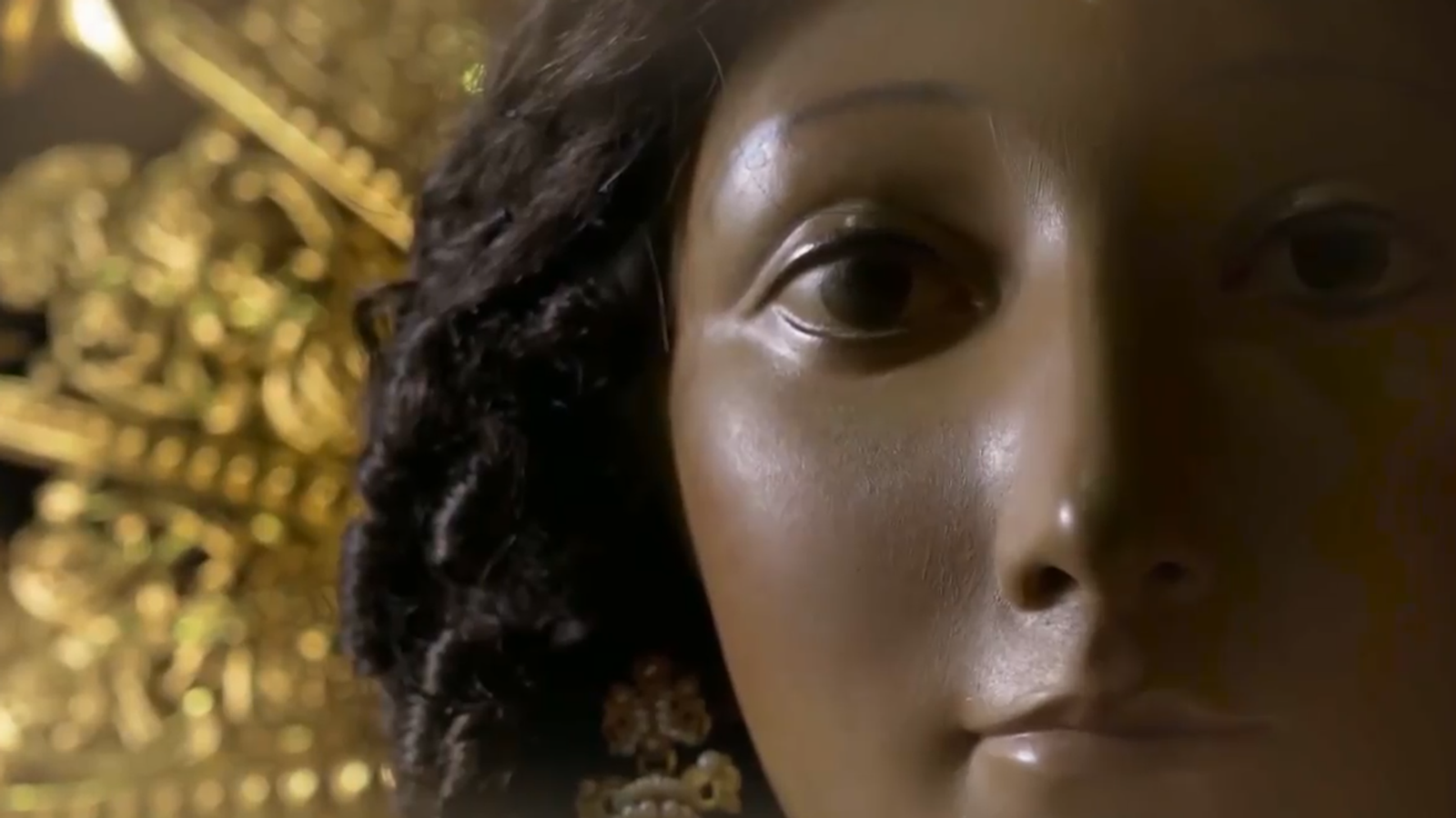 Imatge en primer plànol de la patrona de València