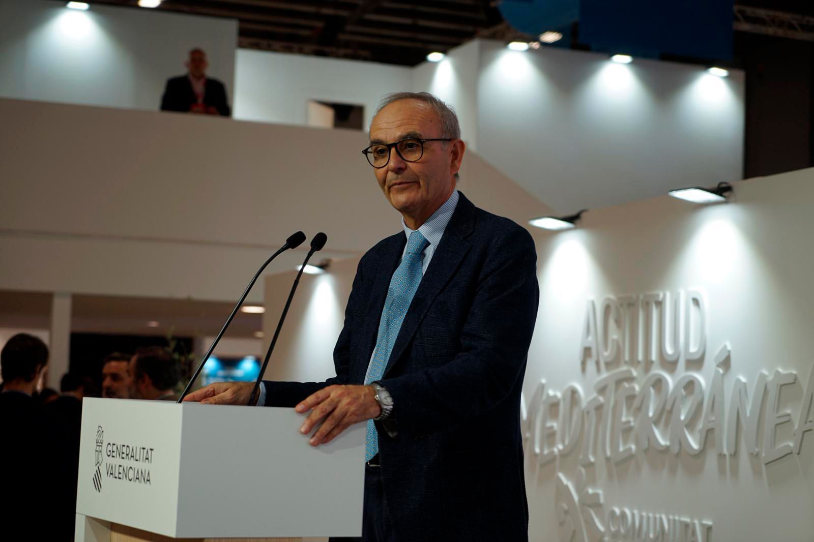 El director general d'À Punt, Paco Aura, ha posat en valor a Fitur el programa