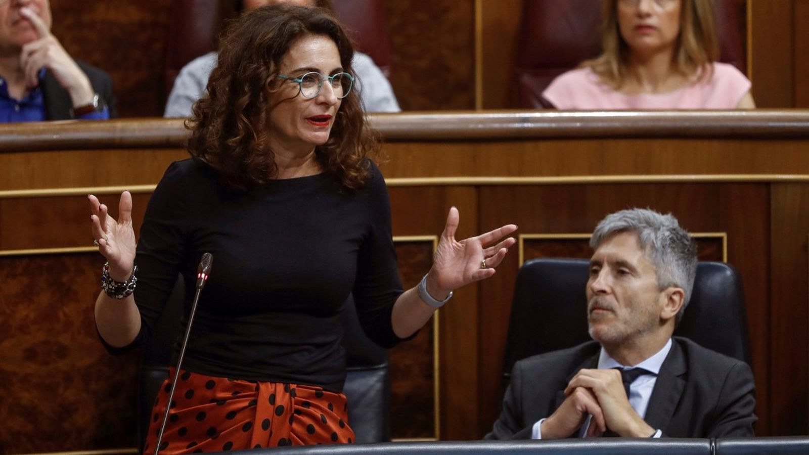 La ministra d'Hisenda, María Jesús Montero, en la sessió de control al govern en el Congrés dels Diputats
