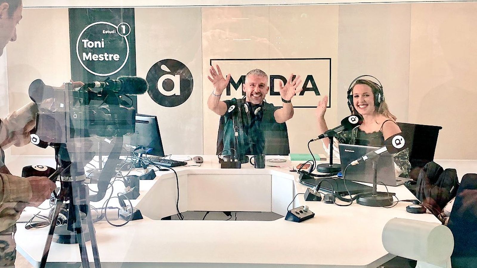 Nou magazín a la ràdio d'À Punt