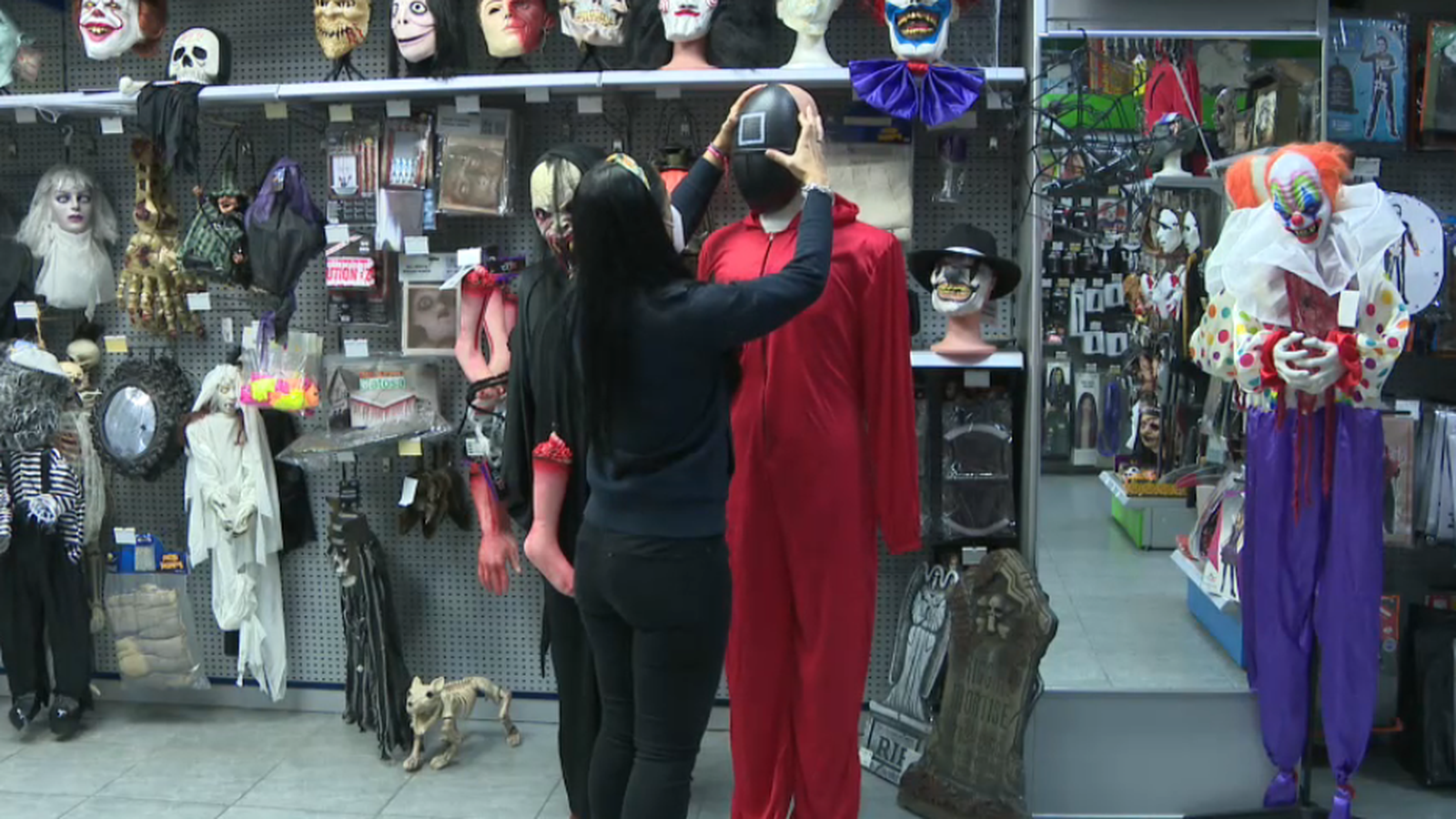 La disfressa de la popular sèrie en una botiga Pirovila de Vila-real