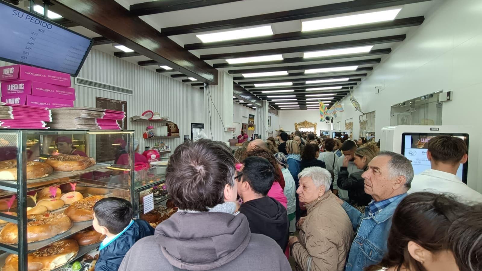 Llargues cues al forn de La Beata Inés