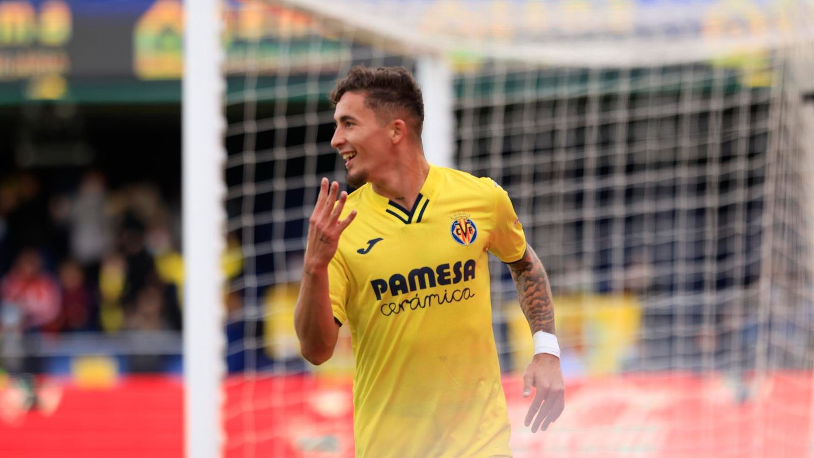 Yéremi Pino celebra el quart gol