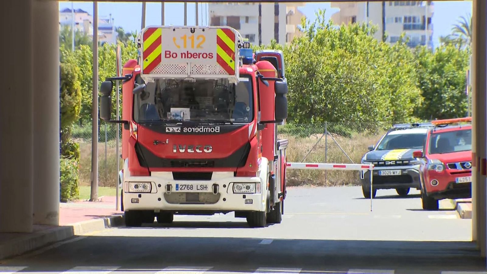 Despleguen un dispositiu d'extinció a l'Hospital de Torrevieja