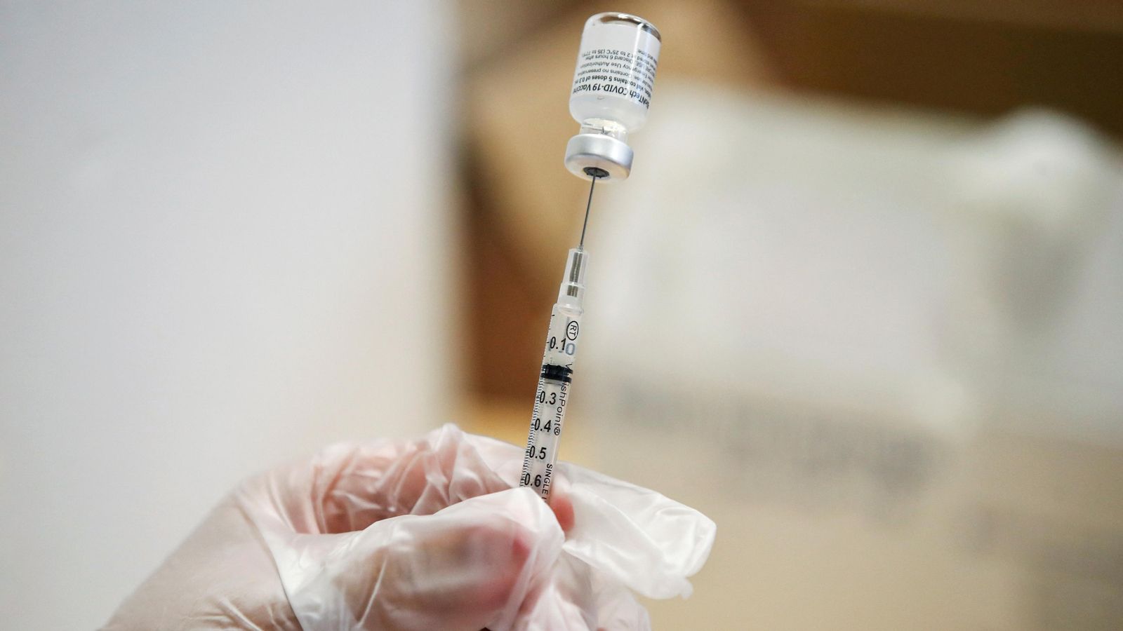 Vial d'una vacuna de Pfizer (arxiu)