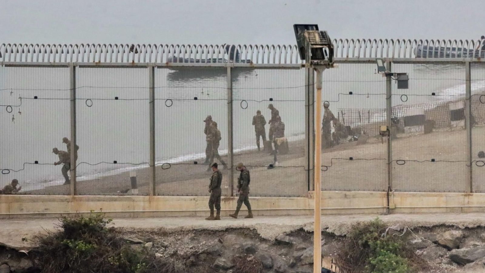 Militars a la frontera entre Espanya i el Marroc este dissabte