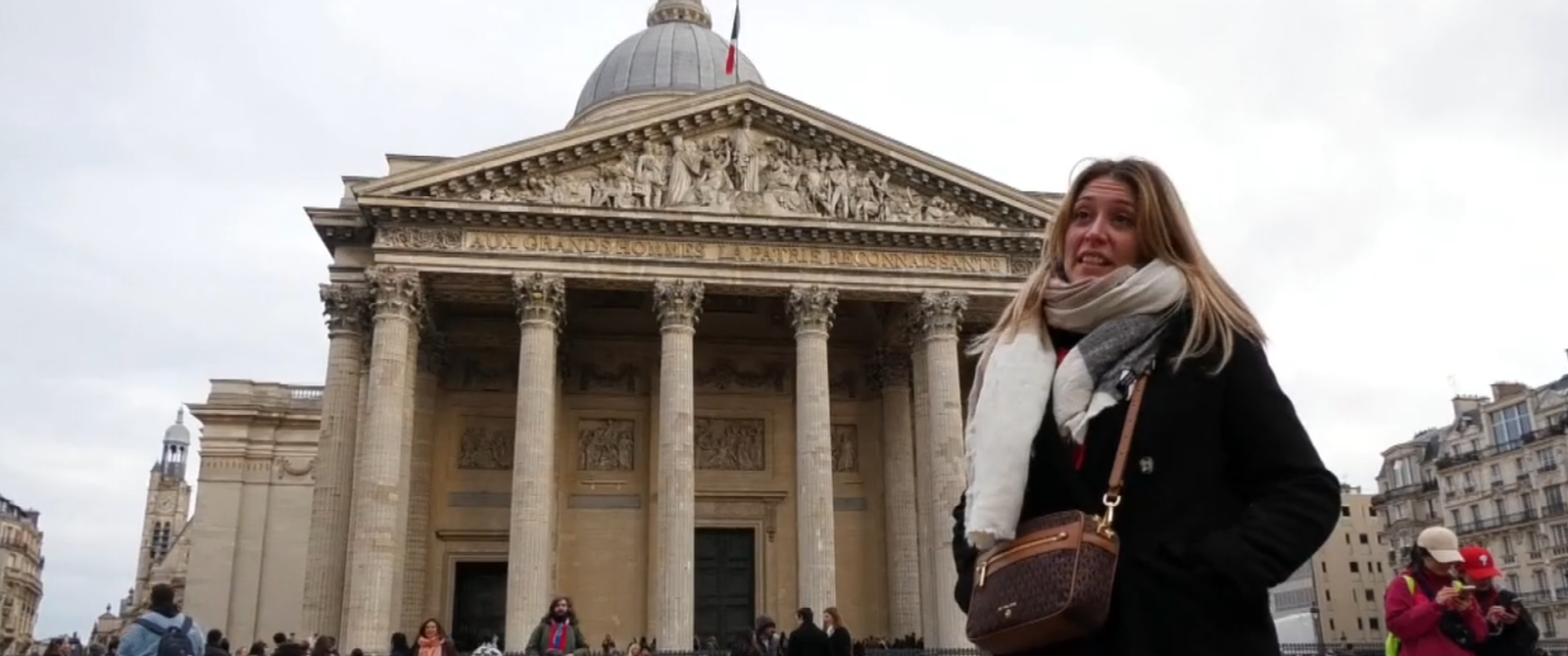 Amb Rosa Sánchez, serem testimonis de la cavalcada de l'Any Nou xinés, un espectacle que recorre els carrers amb música, danses i dracs tradicionals, i ofereix una experiència única