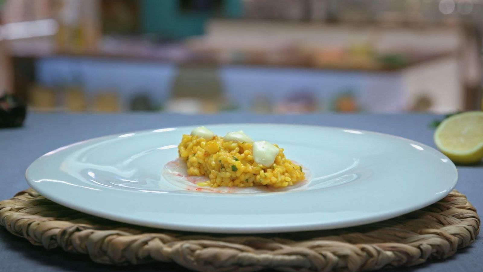 Arròs melós de marisc amb carpaccio de gamba