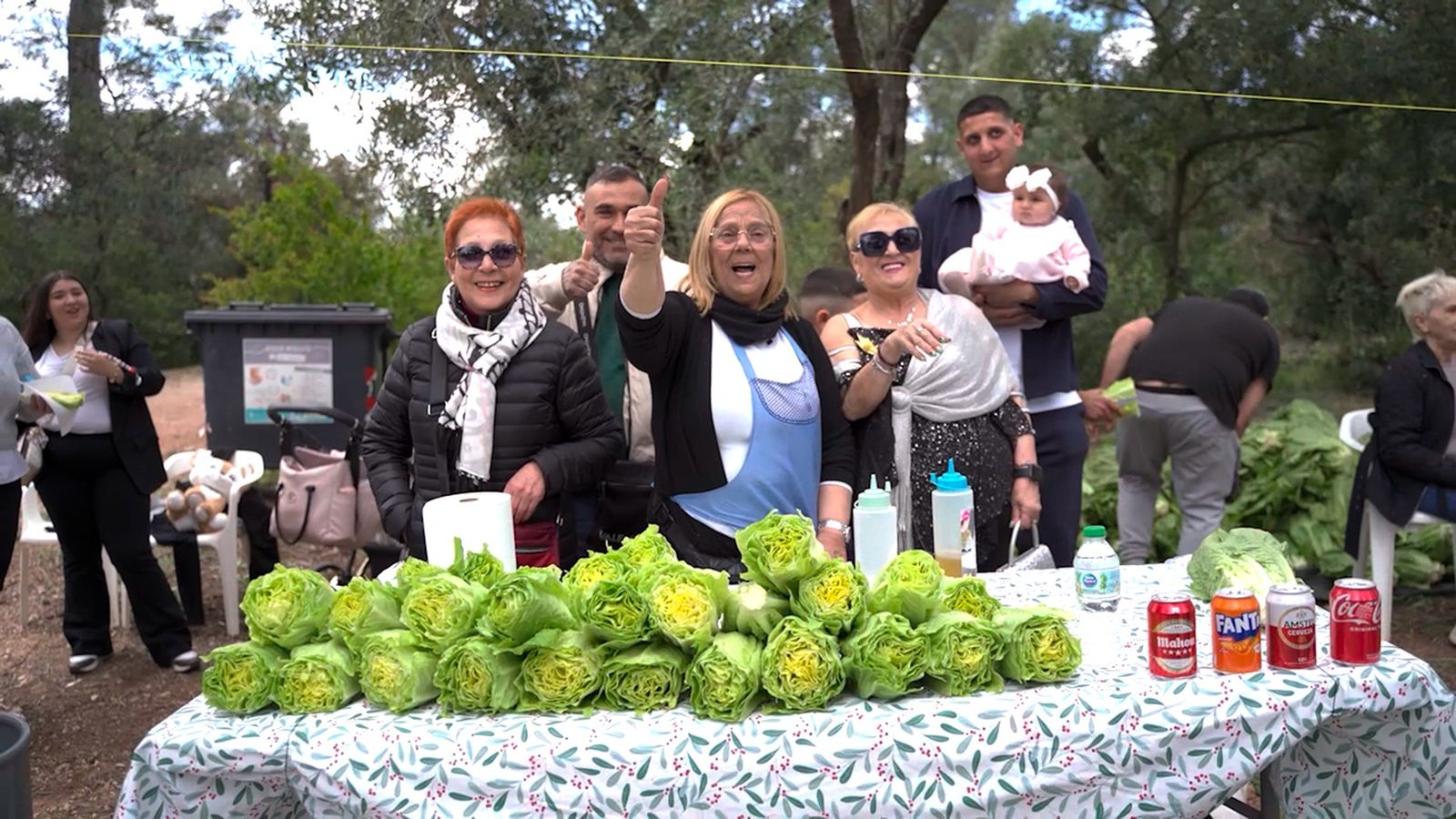 A Alberic se celebra el Concurs de l'Encisam mentre es puja a l’ermita de Santa Bàrbara on associacions locals venen encisams per a fins solidaris