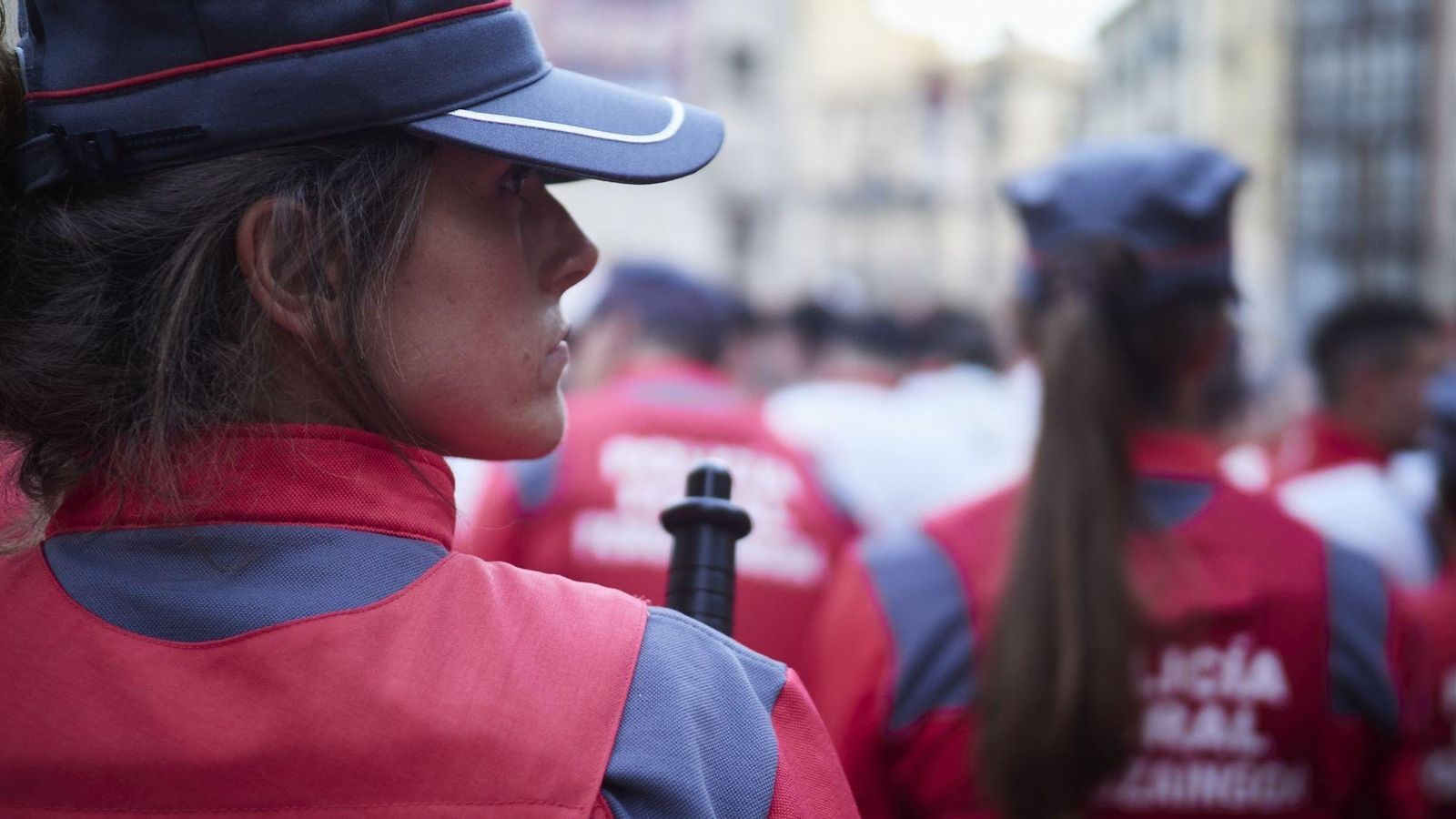 Un agent de la Policia Foral de Navarra durant les festes de Sant Fermí