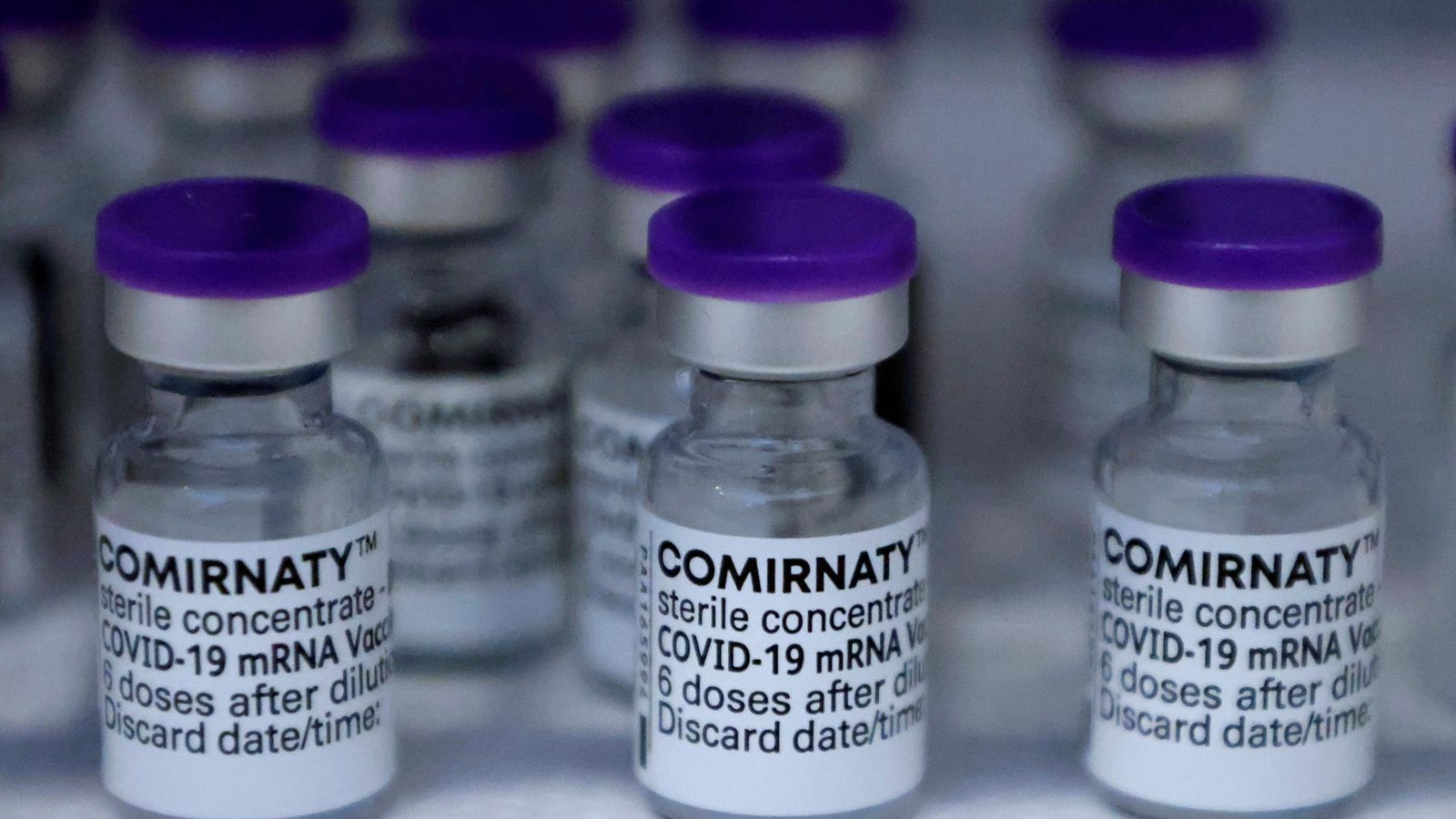 Vials de la vacuna de Pfizer-BioNTech
