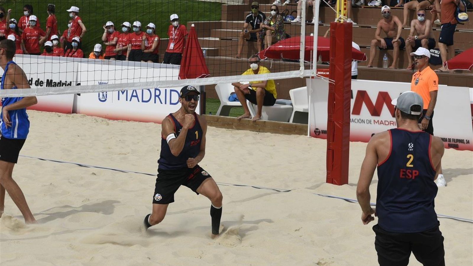 Pablo Herrera, durant un partit de la Copa CEV