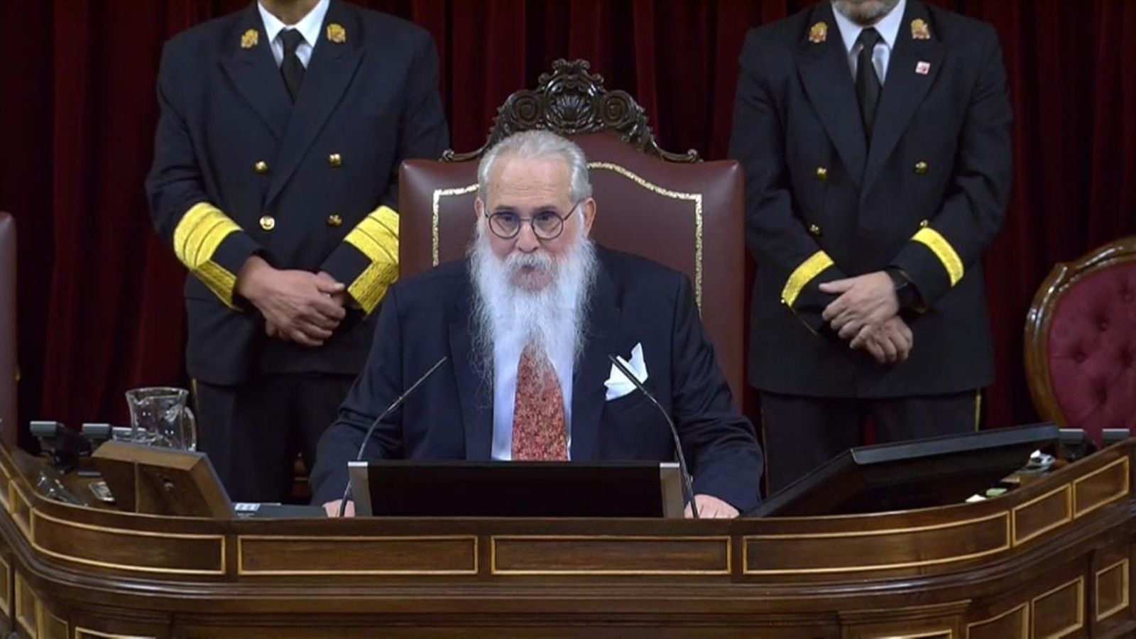 Comença la constitució del Congrés i del Senat, que donarà inici a la catorzena legislatura