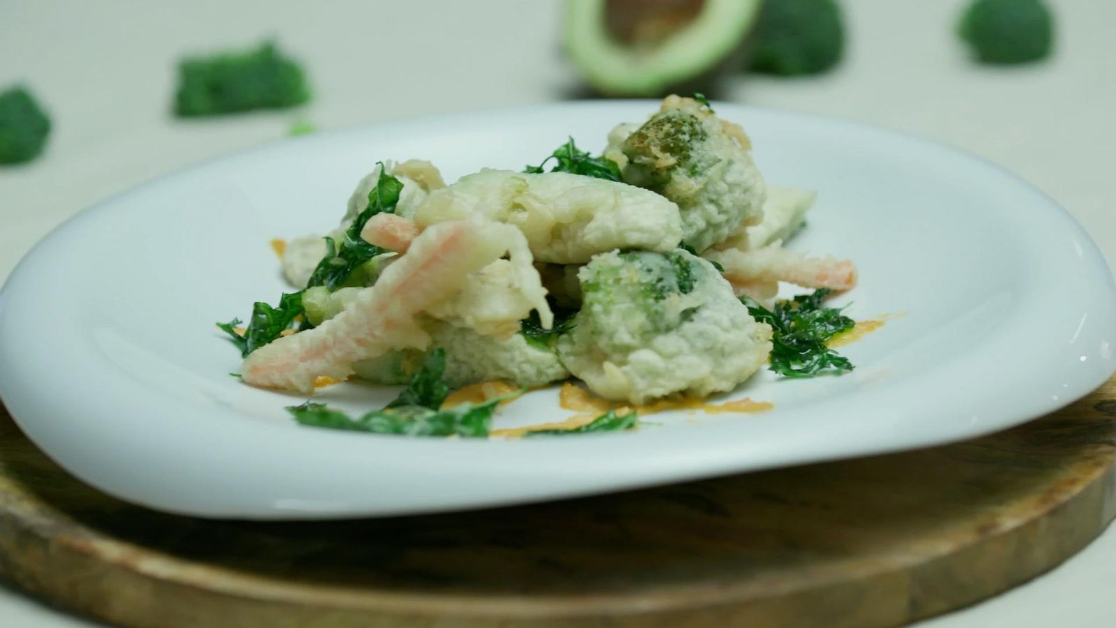 Tempura de verdures amb salsa romesco / À Punt Mèdia