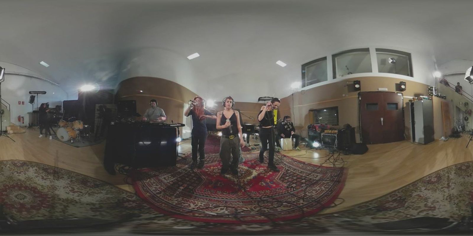 VÍDEO 360° | Tesa versiona “Amor tírria”