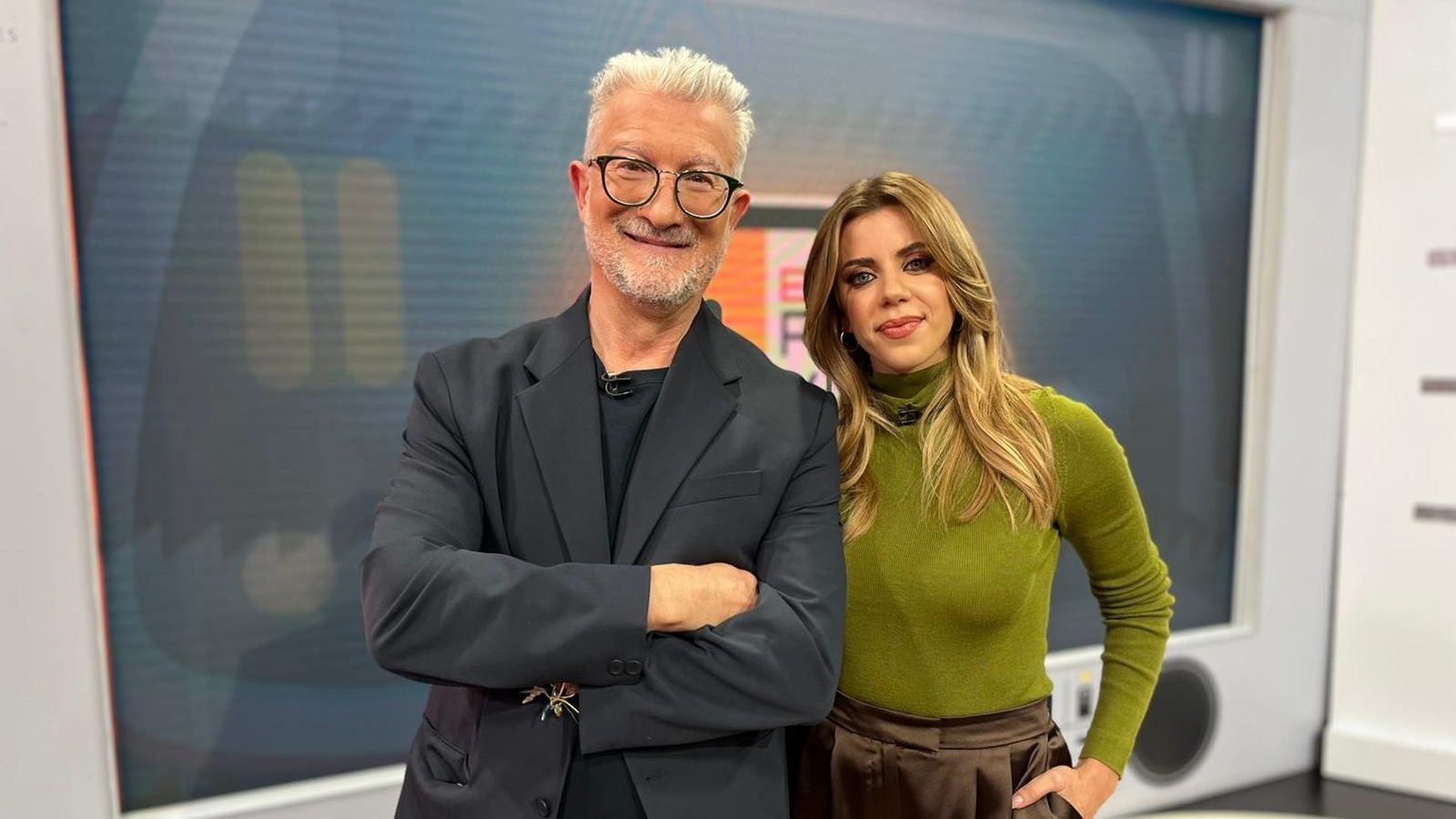 Este dissabte, À Punt celebra el dia dels enamorats amb un especial 'El retrovisor'