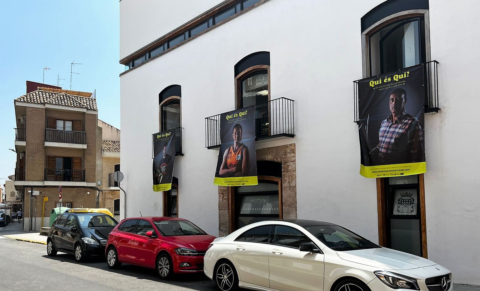 Imatges de personatges públics coneguts dins de la campanya del Carraixet