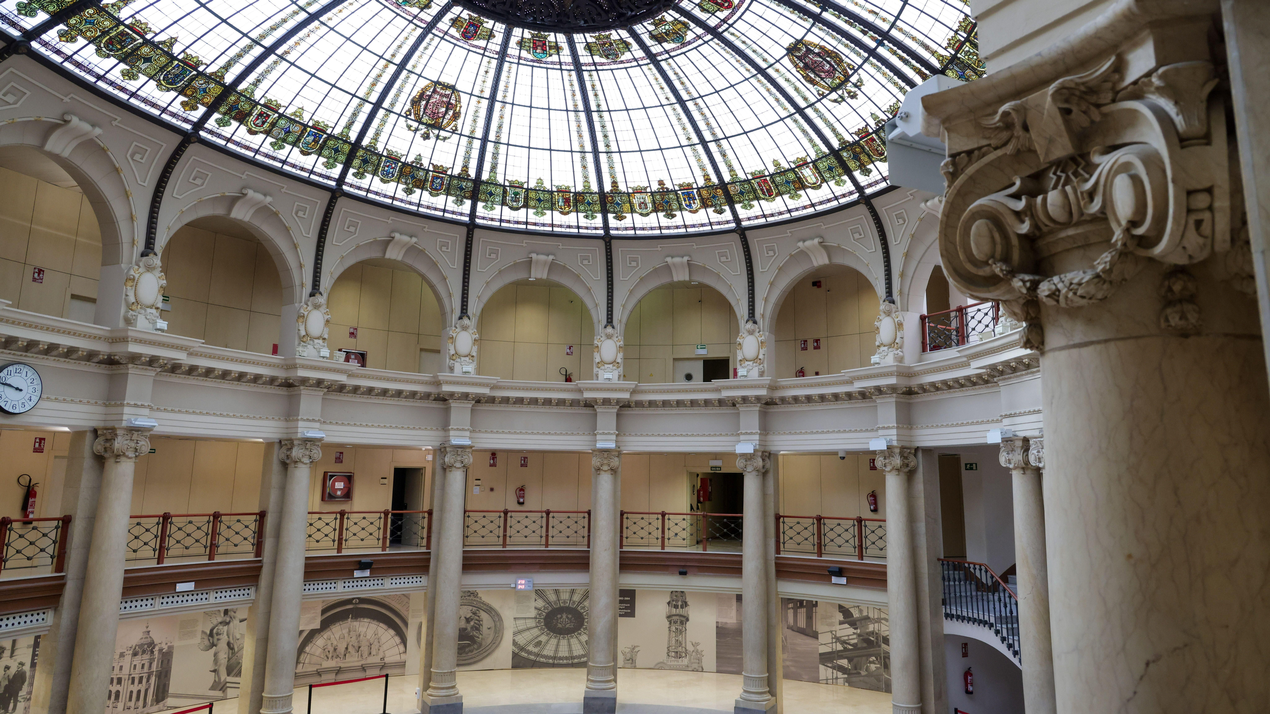 Palau de les Comunicacions, antiga seu de Correus i Telègrafs Palau de les Comunicacions, antiga seu de Correus i Telègrafs