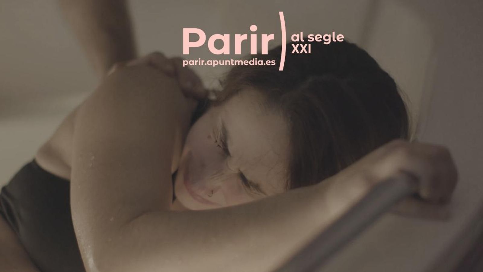 El documental mostra el procés d’embaràs de cinc dones i el naixement dels seus nadons a l’Hospital Universitari de La Plana.