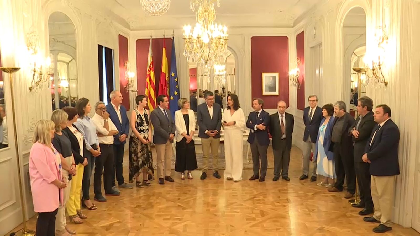 Les Corts reben la memòria del 2018 del Consell Jurídic Consultiu