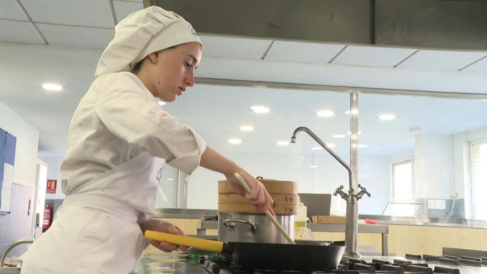 Sarah Olivares té 19 anys i és finalista del premi Promeses de l’Alta Cuina