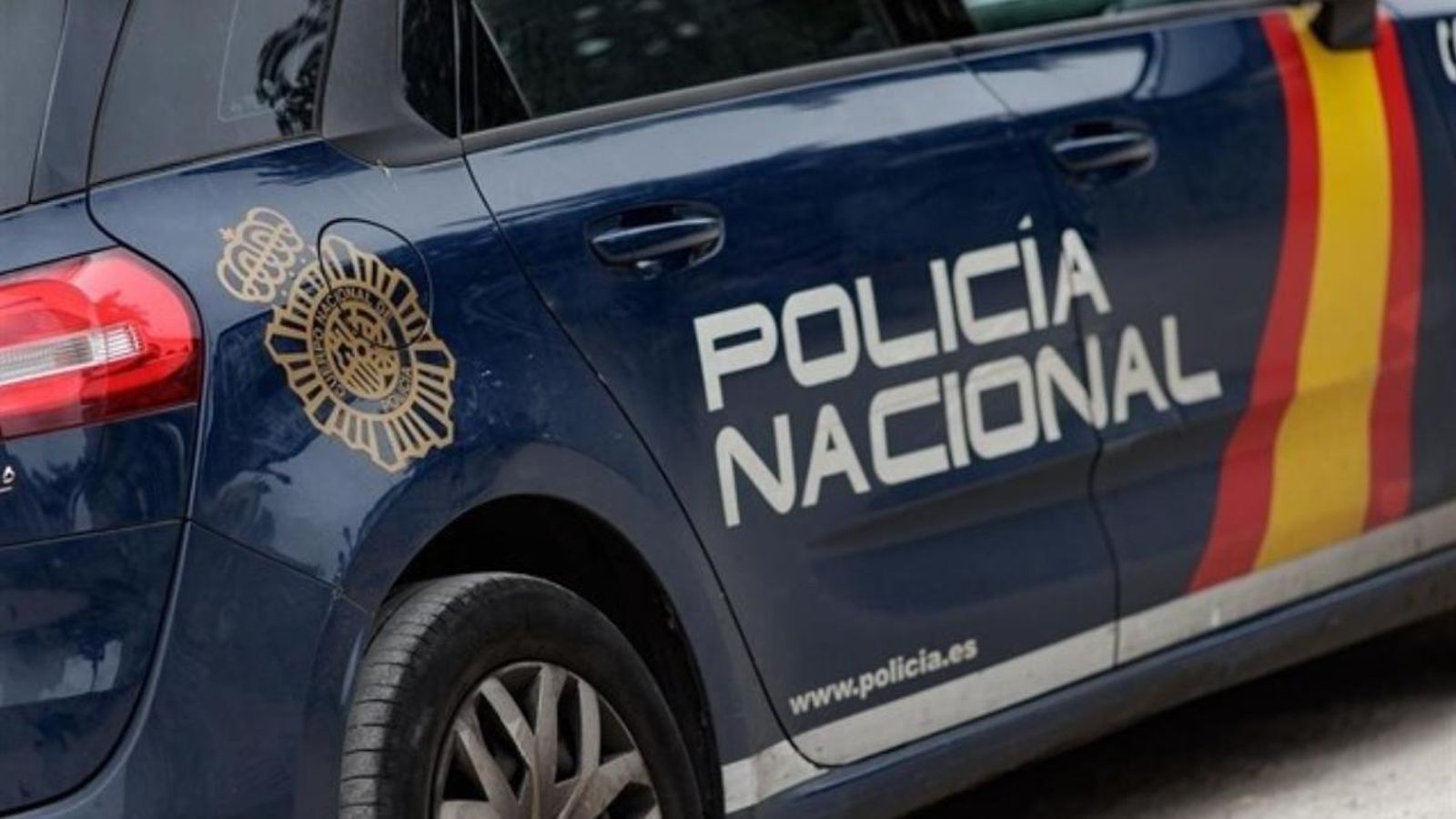 Desarticulada una xarxa que falsificava documents per a permisos de residència