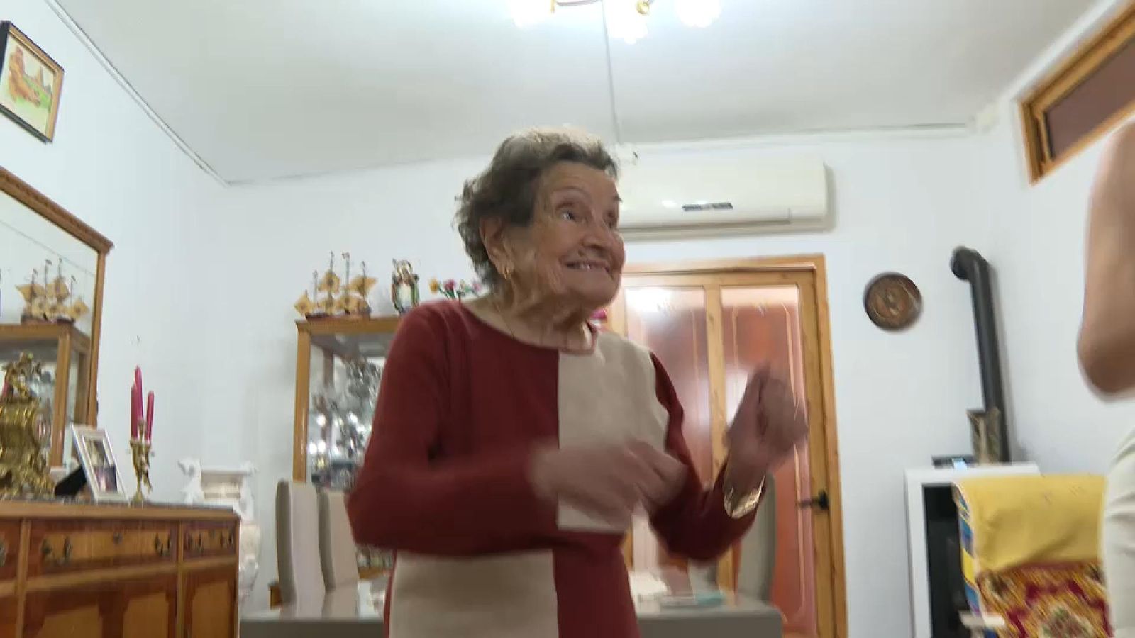 Pilar, la iaia tiktokera de Bolbait té 104 anys