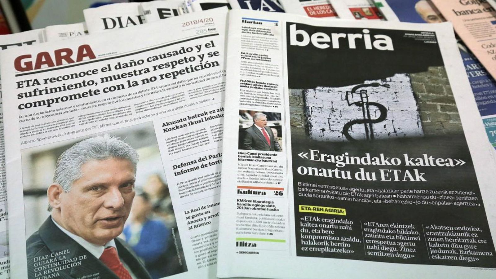 La banda terrorista ETA ha difós un comunicat a través dels diaris bascos "Gara" i "Berria" en el qual demana perdó a les víctimes i reconeix el dany causat