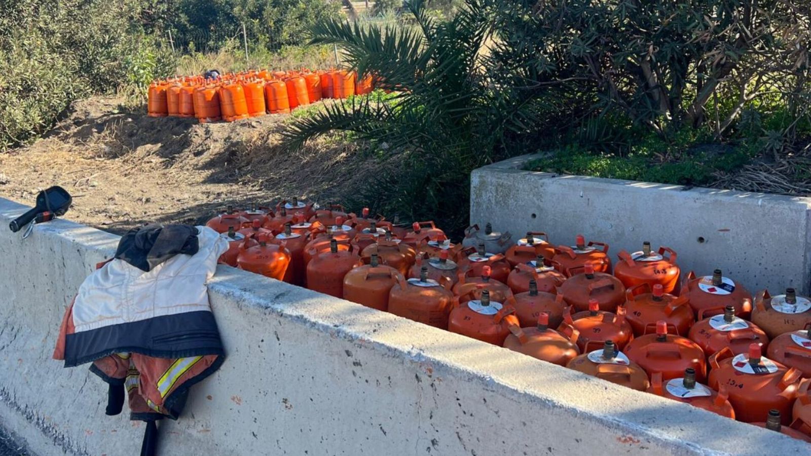 Bombones que han caigut a la carretera