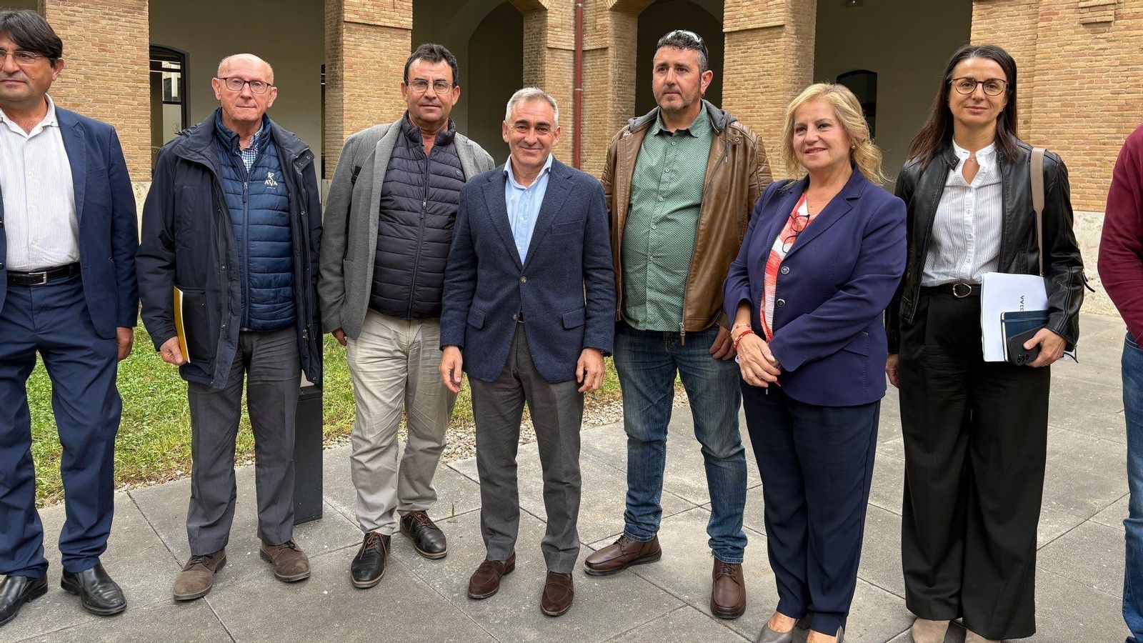 El conseller d'Agricultura amb els representants agraris