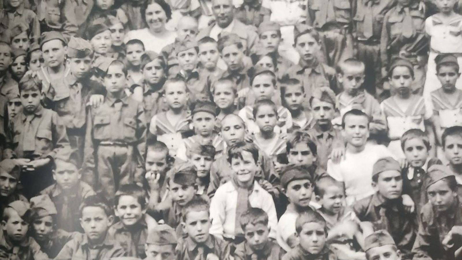 Nens de Morelia al Colegio España, Mèxic, 1937