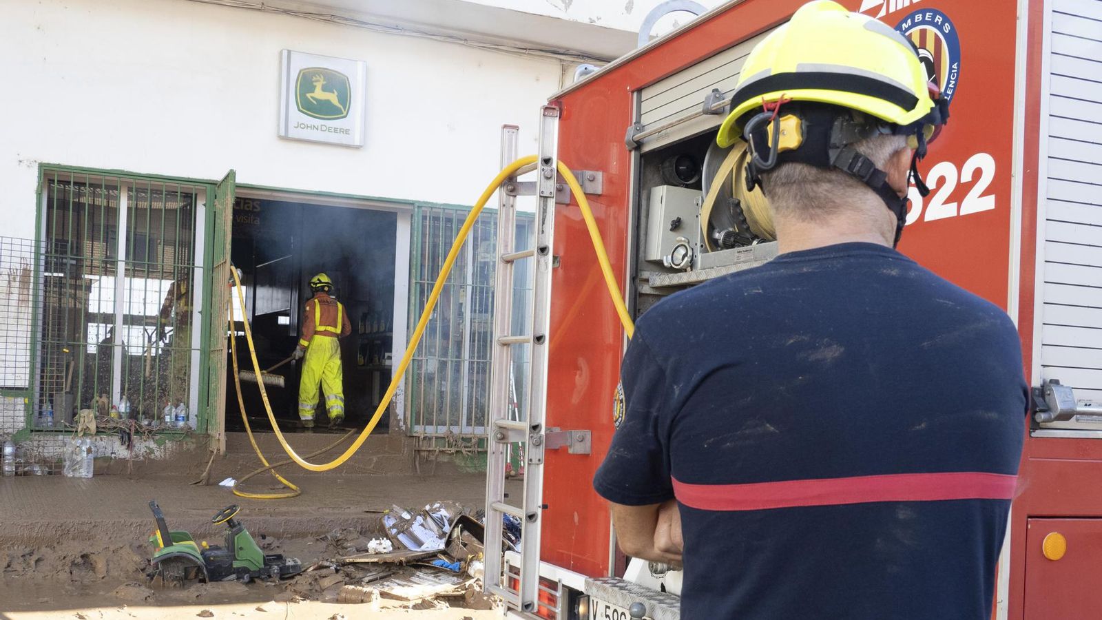 Un comerç afectat per la DANA a Utiel