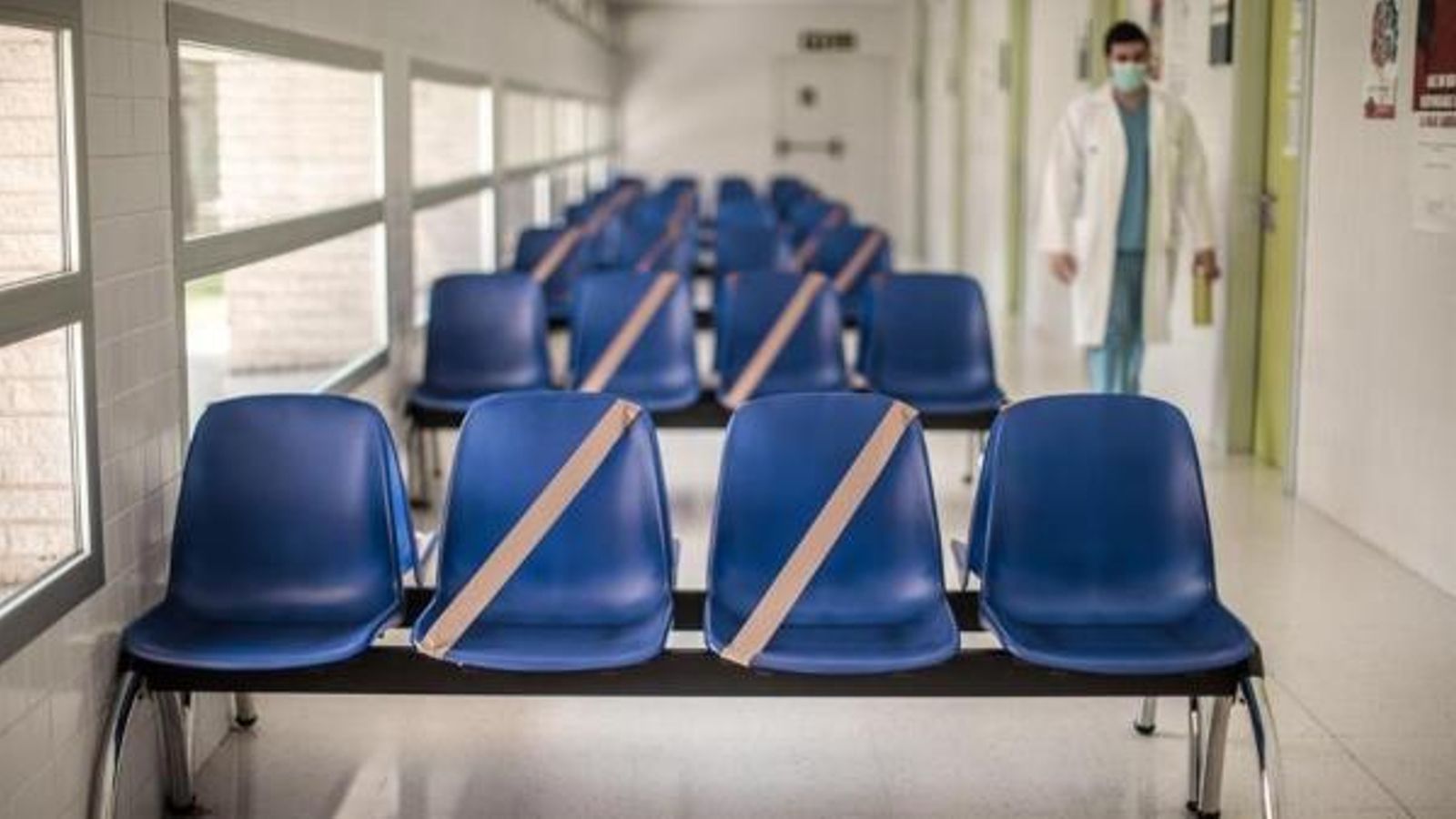 La sala d'espera del centre de salut Joan XXIII de València