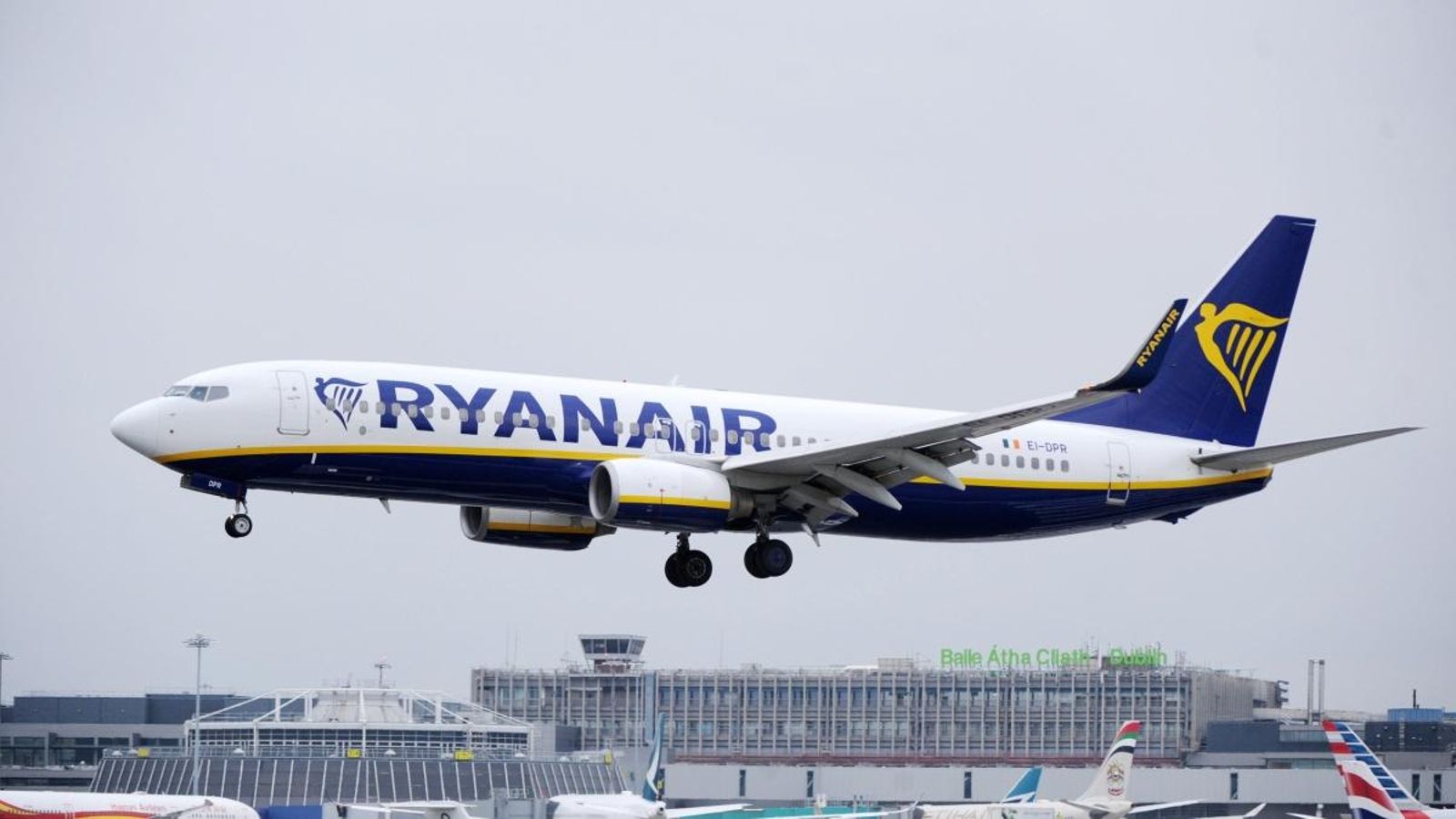 Avió de l'aerolínia Ryanair Avió de l'aerolínia Ryanair