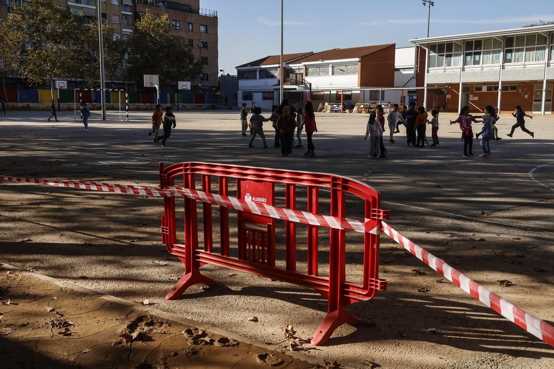 L'alumnat retorna al CEIP Amparo Alabau d'Alaquàs, el passat 11 de novembre